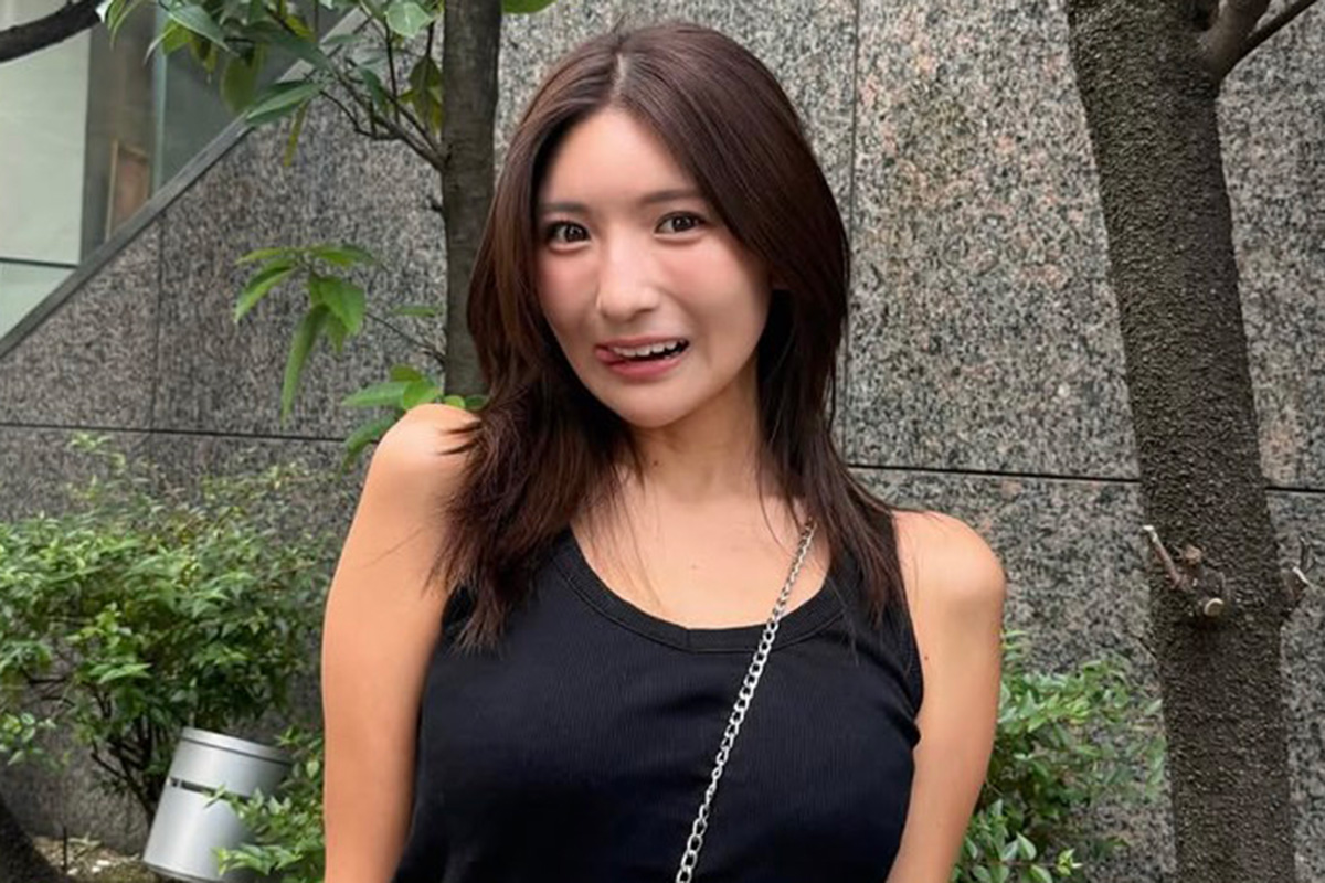三田悠貴、黒タンクトップ姿を披露　「キレイです」「可愛すぎる」とファンうっとり