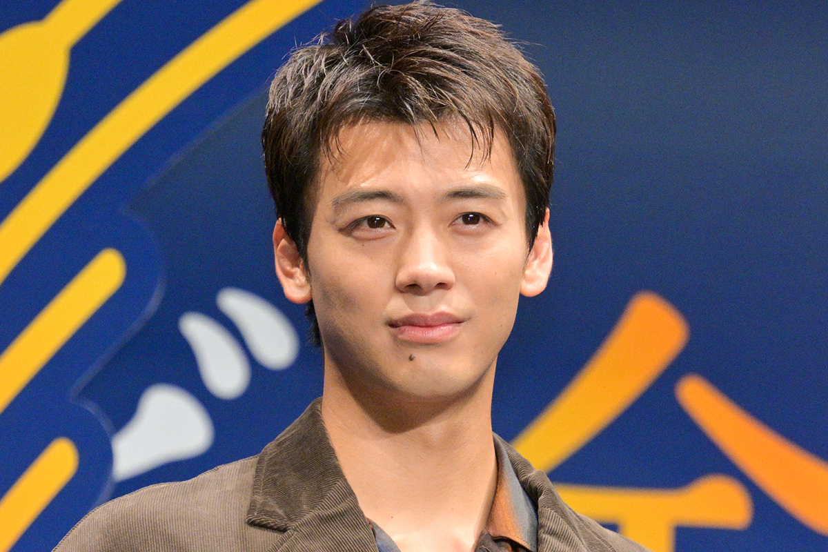 竹内涼真、愛犬にデレデレ「僕の相棒」　帰宅時の“お出迎え”が「かわいくてたまらない」