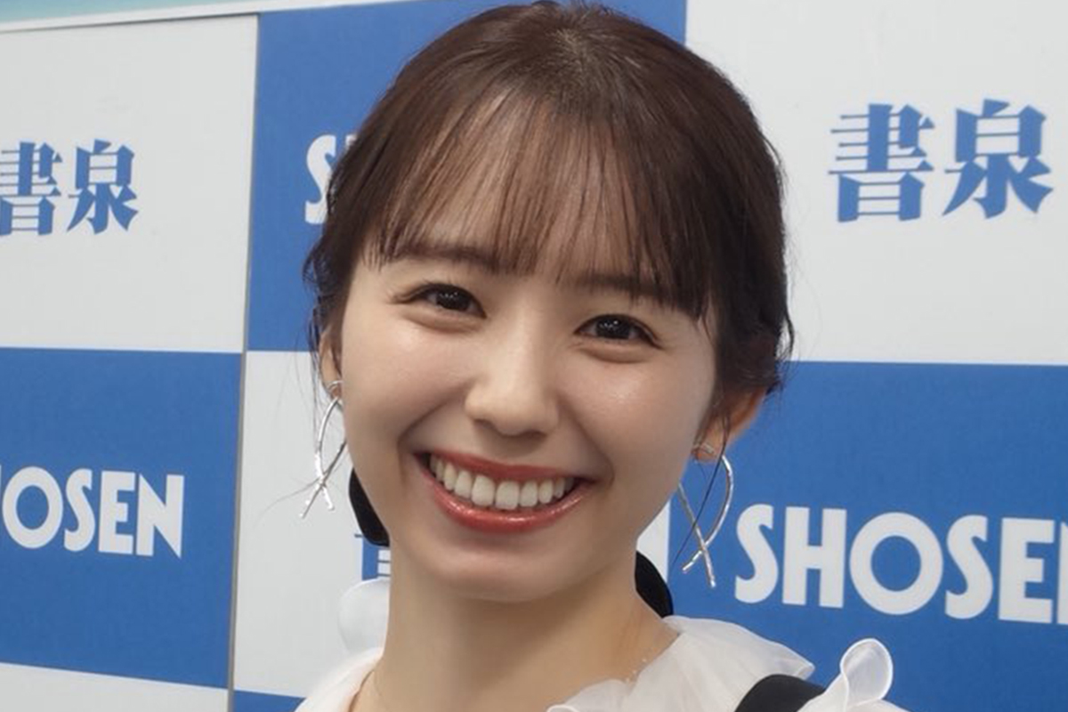 小池里奈、撮影オフショットに「2度見」ユーザー続出　“錯覚”効果を謝罪「ごめんね！笑」