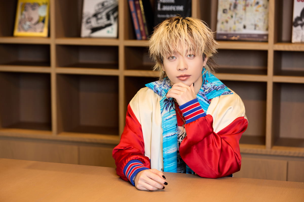 5人の中で最もディレクションに力を入れる山本彰吾【写真:くさかべまき】