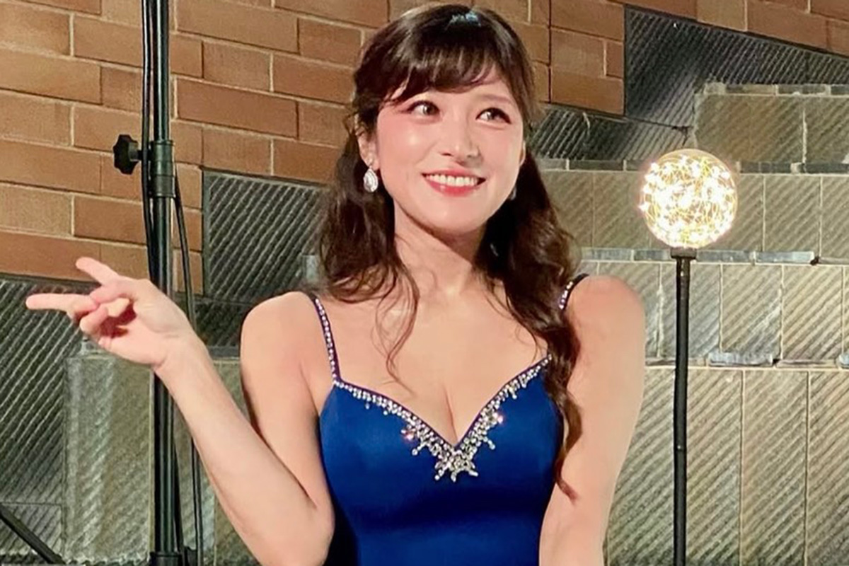 高木里代子、イベント出演のドレス姿にSNS注目「本当に美人さん」「抜群スタイル」