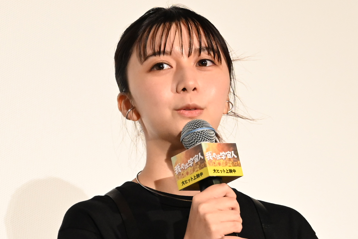 舞台あいさつに登壇したadieu（上白石萌歌）【写真：ENCOUNT編集部】