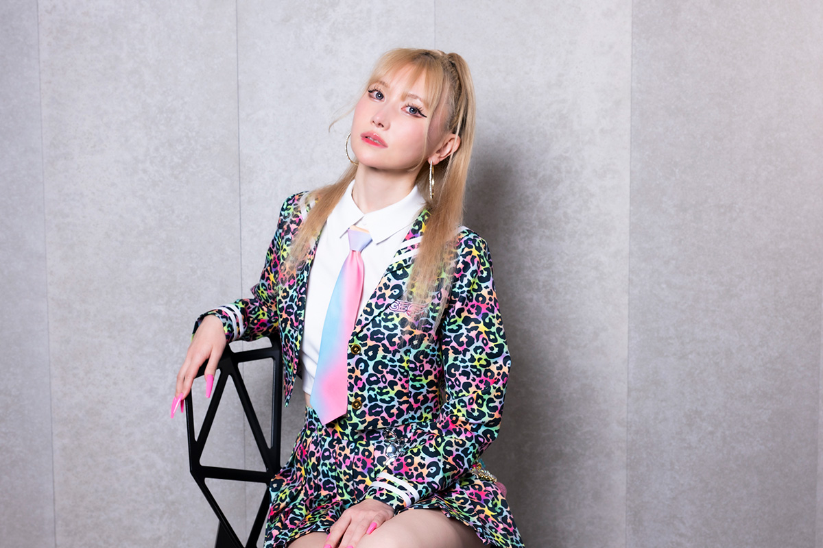 ダンスとギャルに出会ったきっかけを明かした【写真：舛元清香】