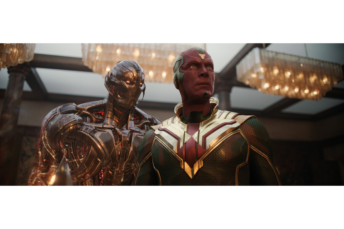 ウルトロン（左）とヴィジョン【写真：(C)2026 Marvel】
