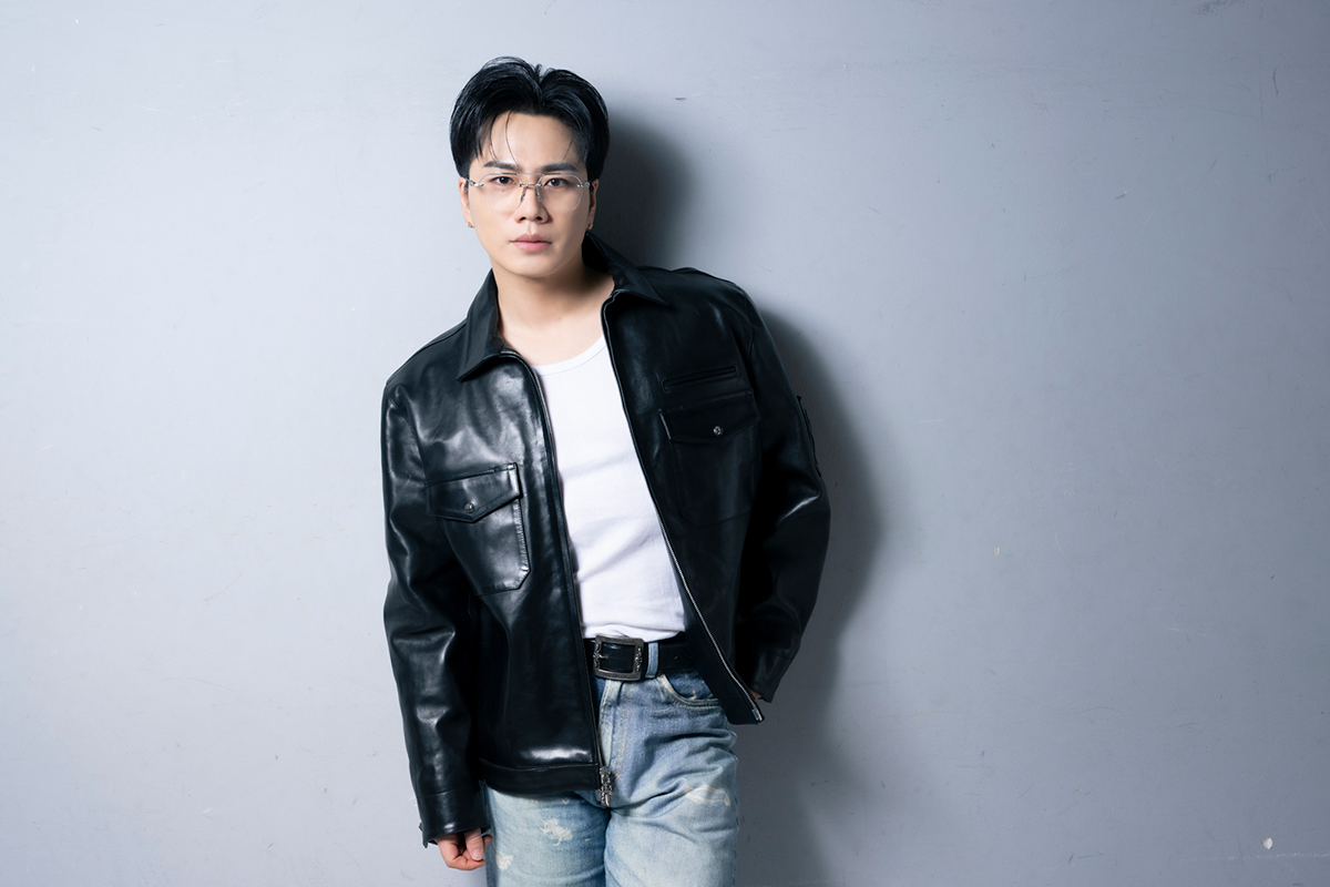 大ブレイク時も「浮かれてなかった」と振り返るOMI 【写真：舛元清香】