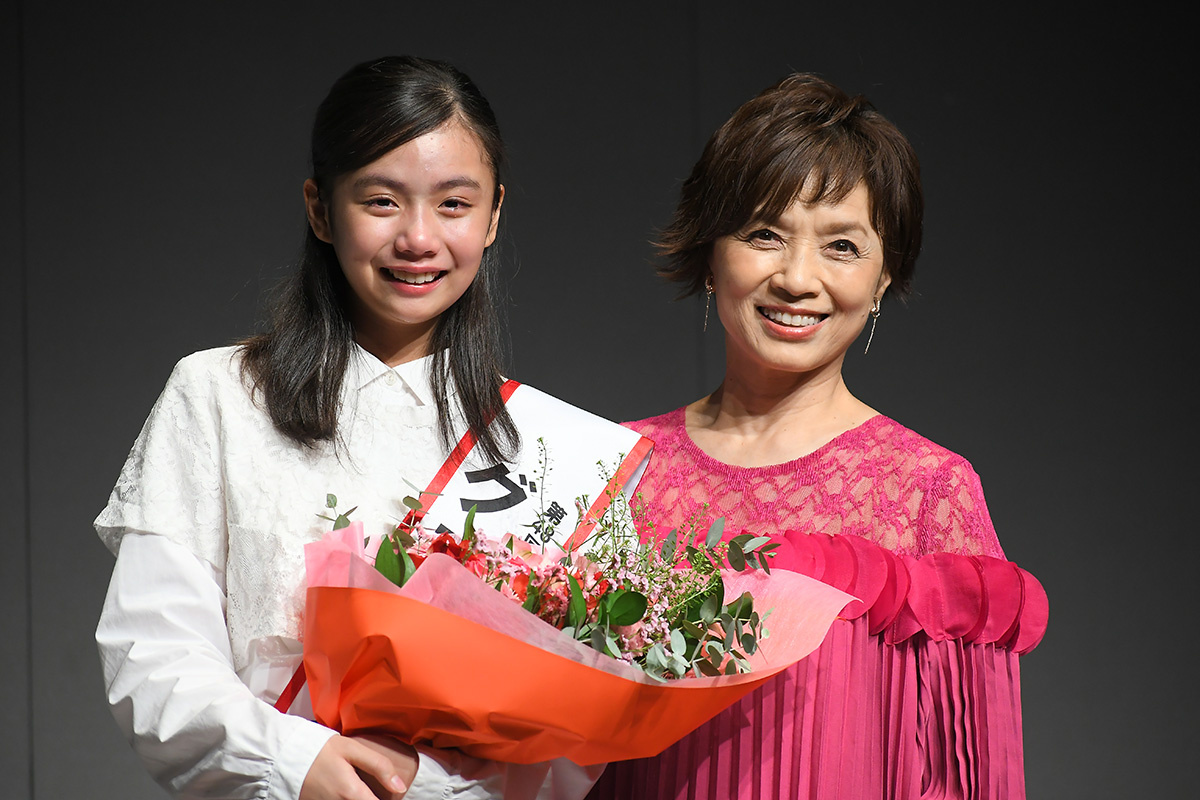 榊原郁恵、ホリプロタレントスカウトキャラバンにサプライズ登場　GP獲得12歳に「ホリプロには素晴らしい女優さんがいる」とアピール