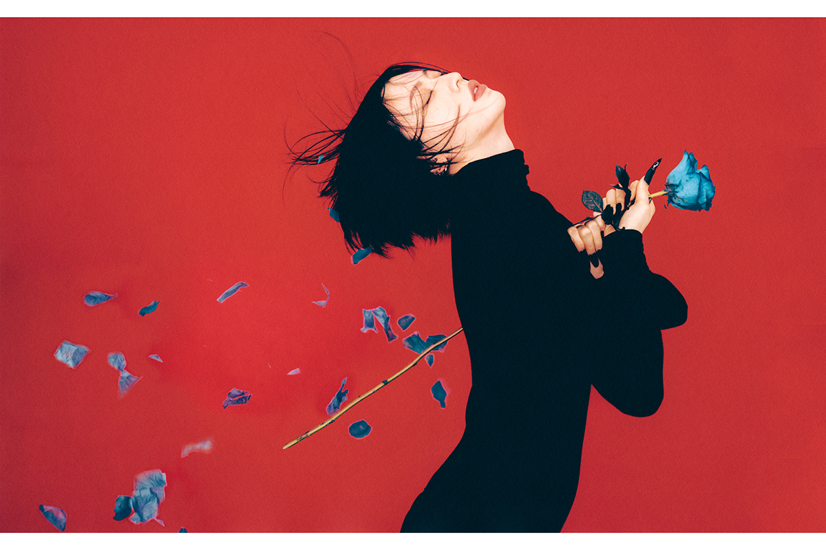 三吉彩花がアートブック『Selene』を発売する【写真：Cho Gi-Seok】