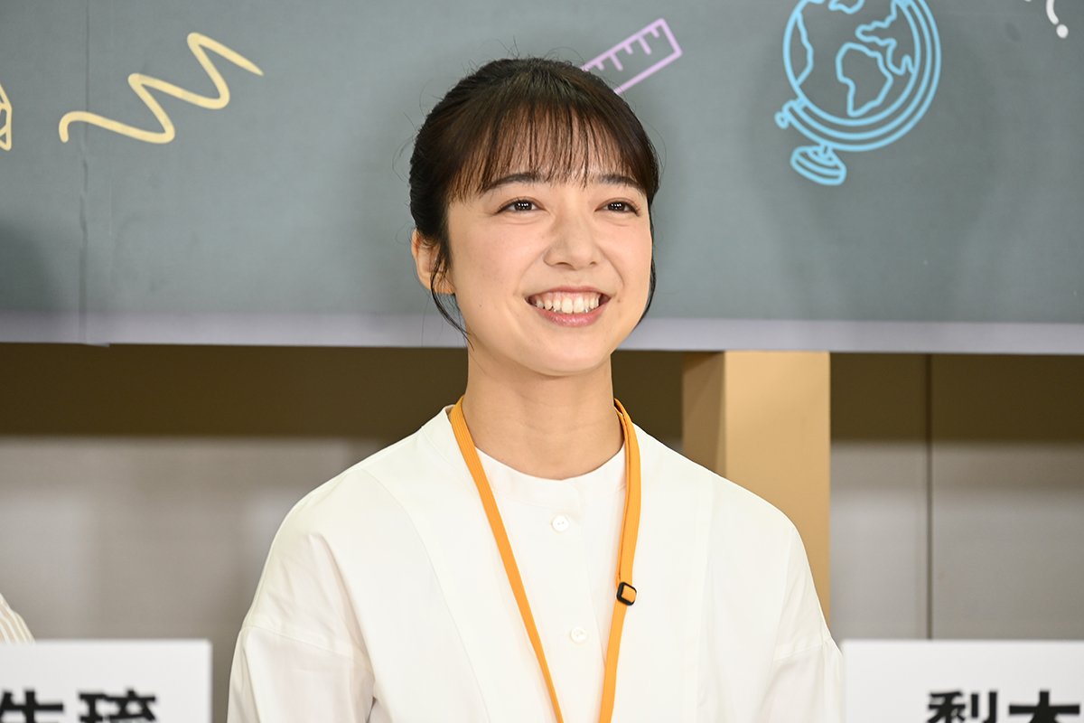 上白石萌音、劇中設定のまま“異例の保護者会”に登壇　クレームに「教育委員会だけはご勘弁を」