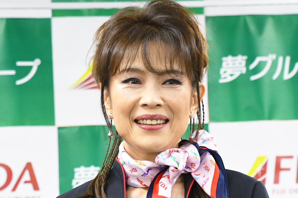 保科有里、2分乗車の超高級車への反響が拡大　「この車5000万円です」「いい乗り心地だったろうな」の声