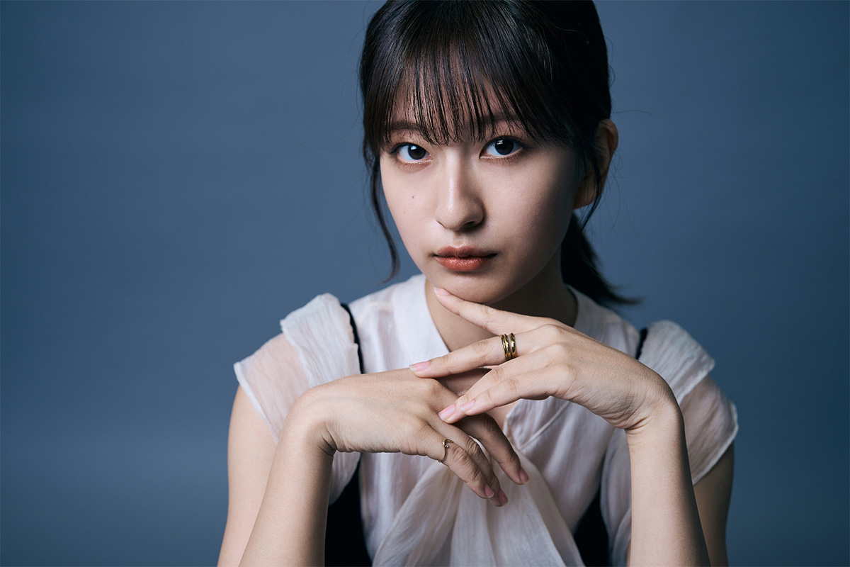 「攻めましたね」　“布面積少なめ”大胆衣装の斉藤里奈に「このスタイルやばい」「凄く綺麗」と称賛の声