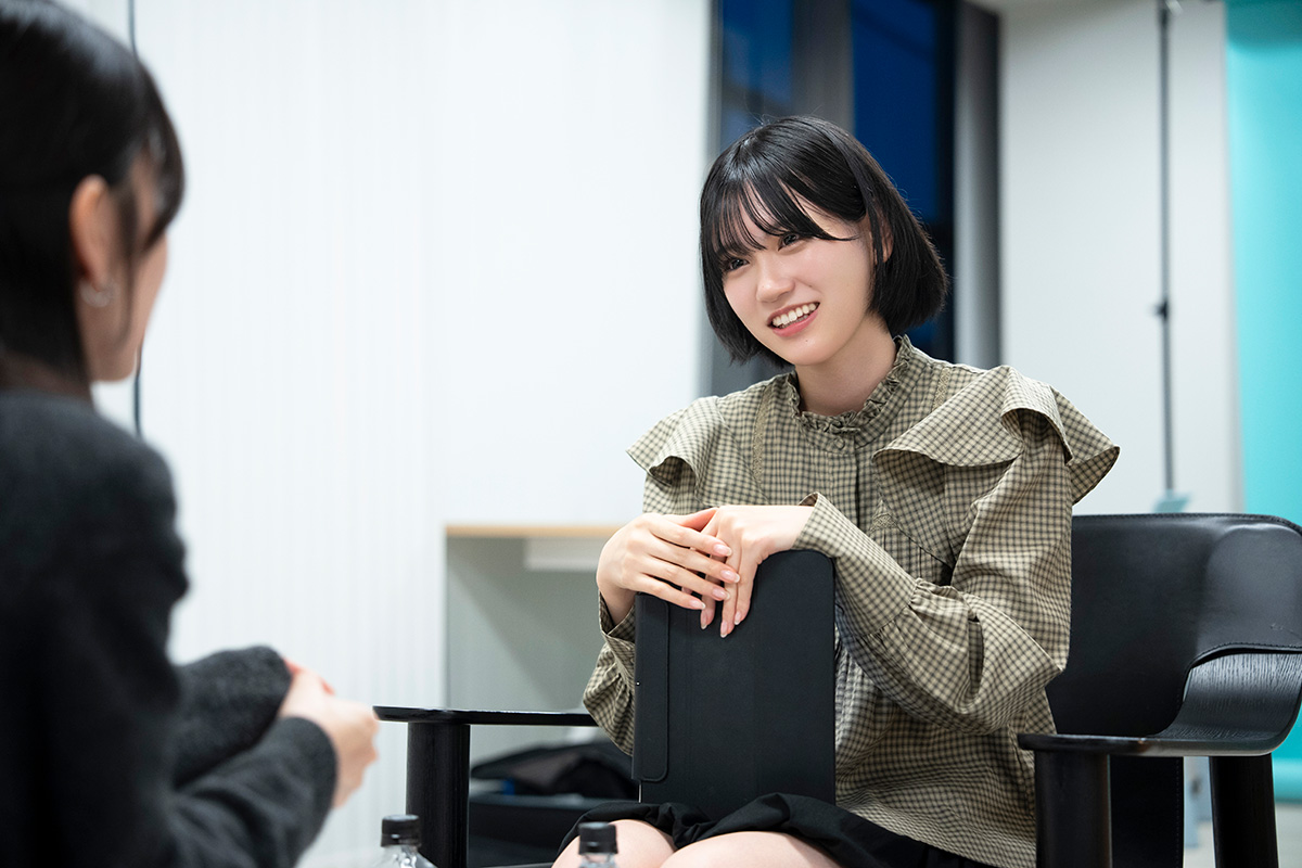 インタビュアーを担当した柳堀花怜【写真：増田美咲】